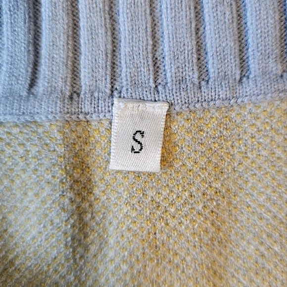 Women's Blue Daisy Knit Collared Sweater Vest Cap Sleeve V-Neck Pullover - Picture 8 of 12